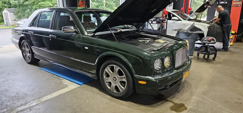 A pair of Bentley Arnages in the bays