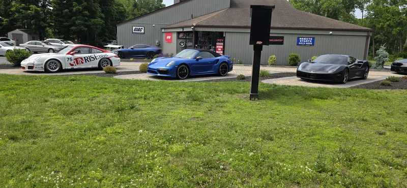 A regular morning — GT3 Cup, 911 Turbo S Cab, and a Ferrari 488
