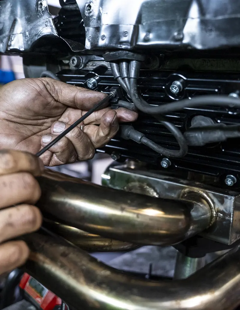 Ignition wiring routed on fresh valve covers